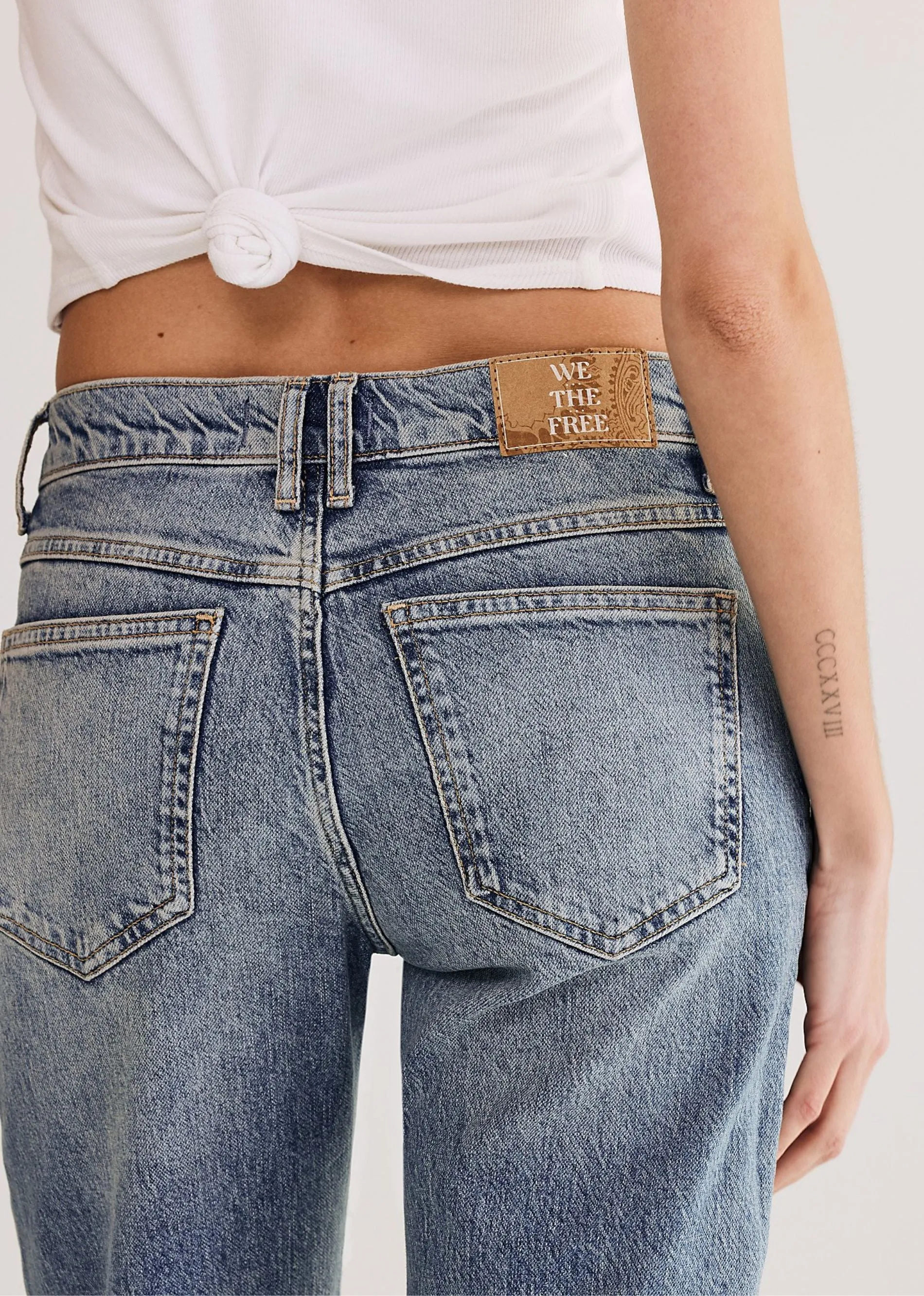 Free People Risk Taker Mid-Rise Jeans ★ Medium Wash