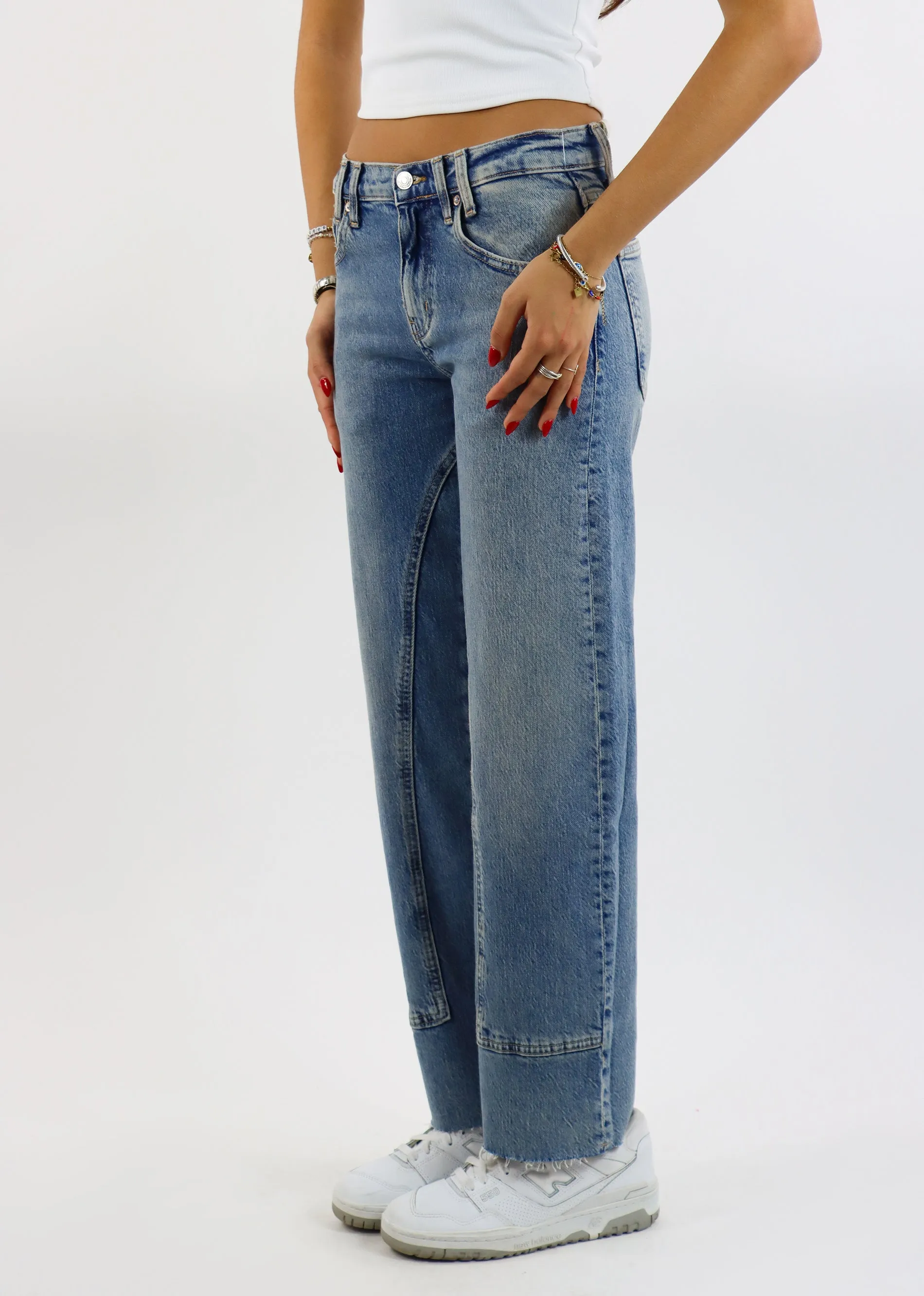 Free People Risk Taker Mid-Rise Jeans ★ Medium Wash