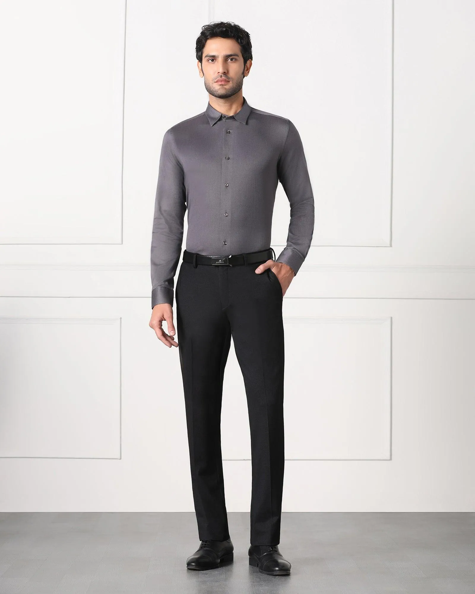 Must Haves Slim Comfort B-95 Formal Navy Solid Trouser - Tisot