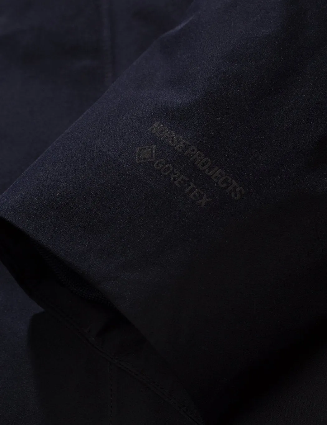 Norse Projects Rokkvi 5.0 Gore Tex Jacket - Dark Navy Blue