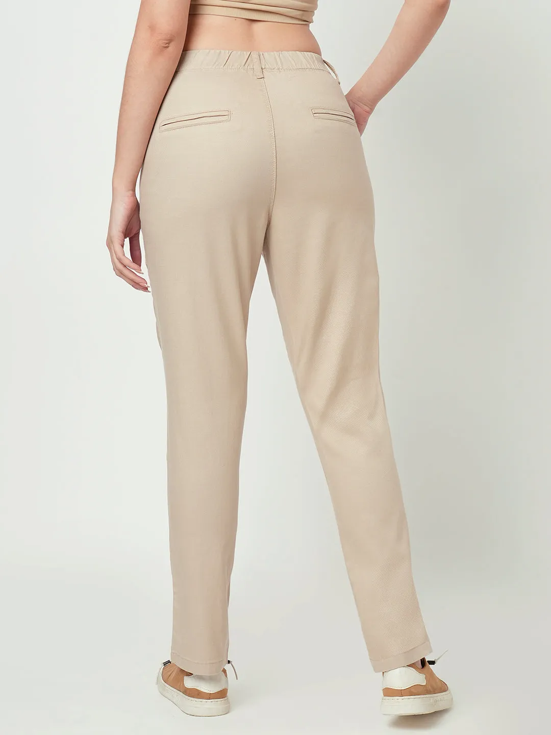 Women Oatmilk Mid-Rise Slim Fit Trouser